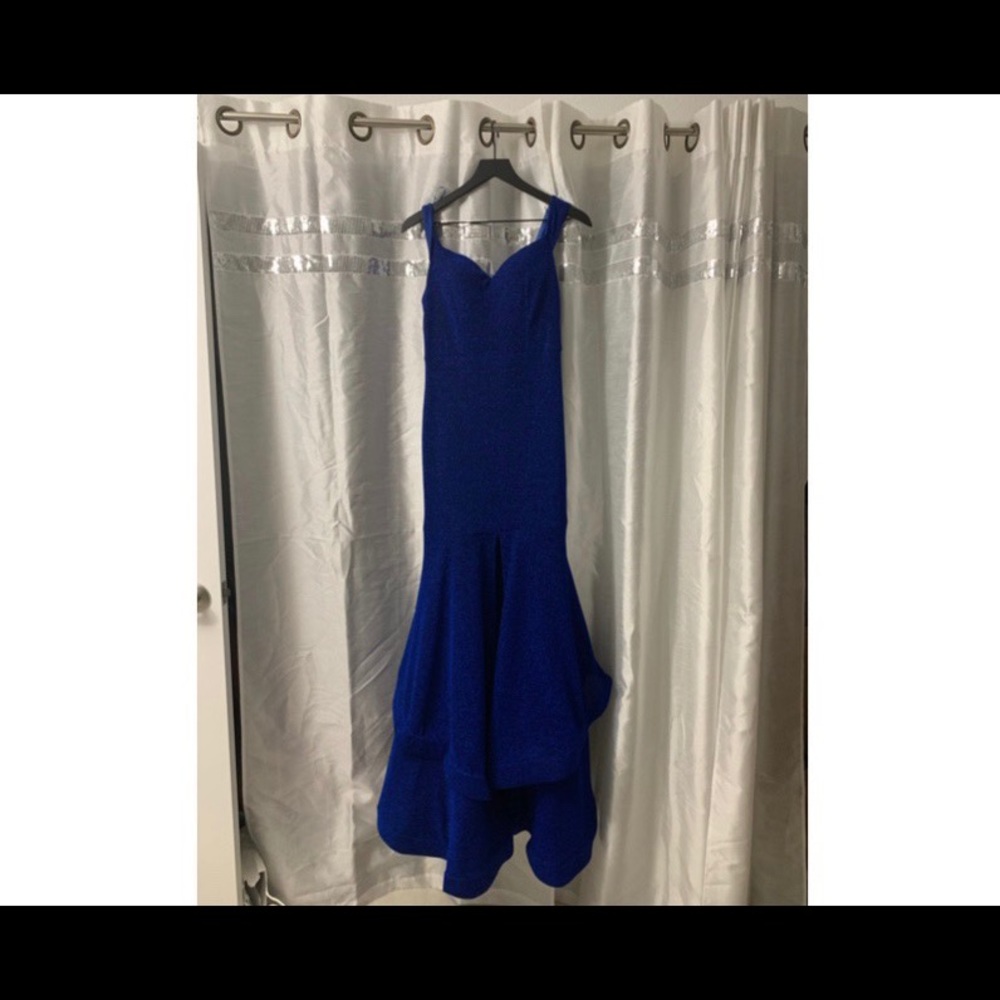 Fashion Nova: Round & Around You Go Dress